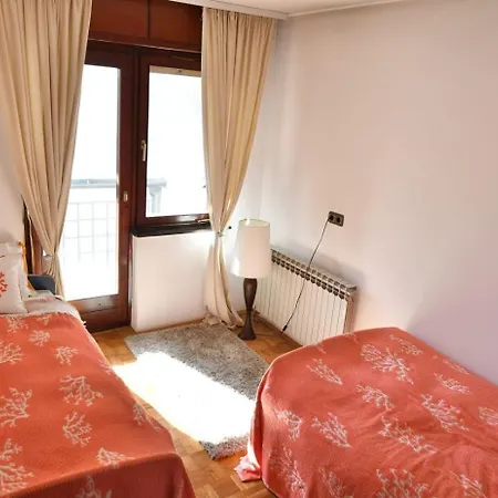 וילה Luksuzna, Porodicna Vila, Sa Saunom U Elitnom Dijelu Sarajeva סראייבו