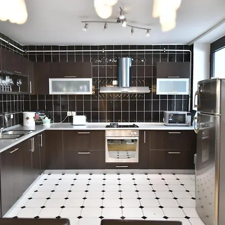Villa Luksuzna, Porodicna Vila, Sa Saunom U Elitnom Dijelu Sarajeva *