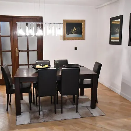 Luksuzna, Porodicna Vila, Sa Saunom U Elitnom Dijelu Sarajeva סראייבו